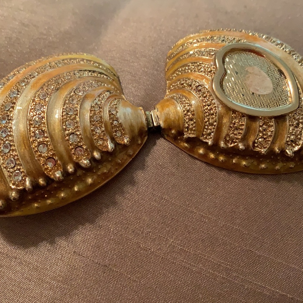 Shell Trinket Box - Picture 3 of 5